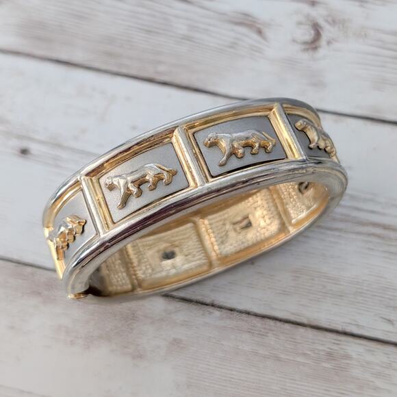 Vintage Bracelet Lions? Unusual - Fair Condition - Picture 10 of 11